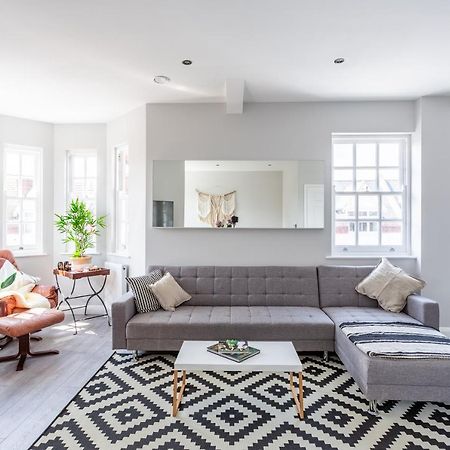 2 Bedroom Apartments With Sofa Bed In Southend Exteriör bild
