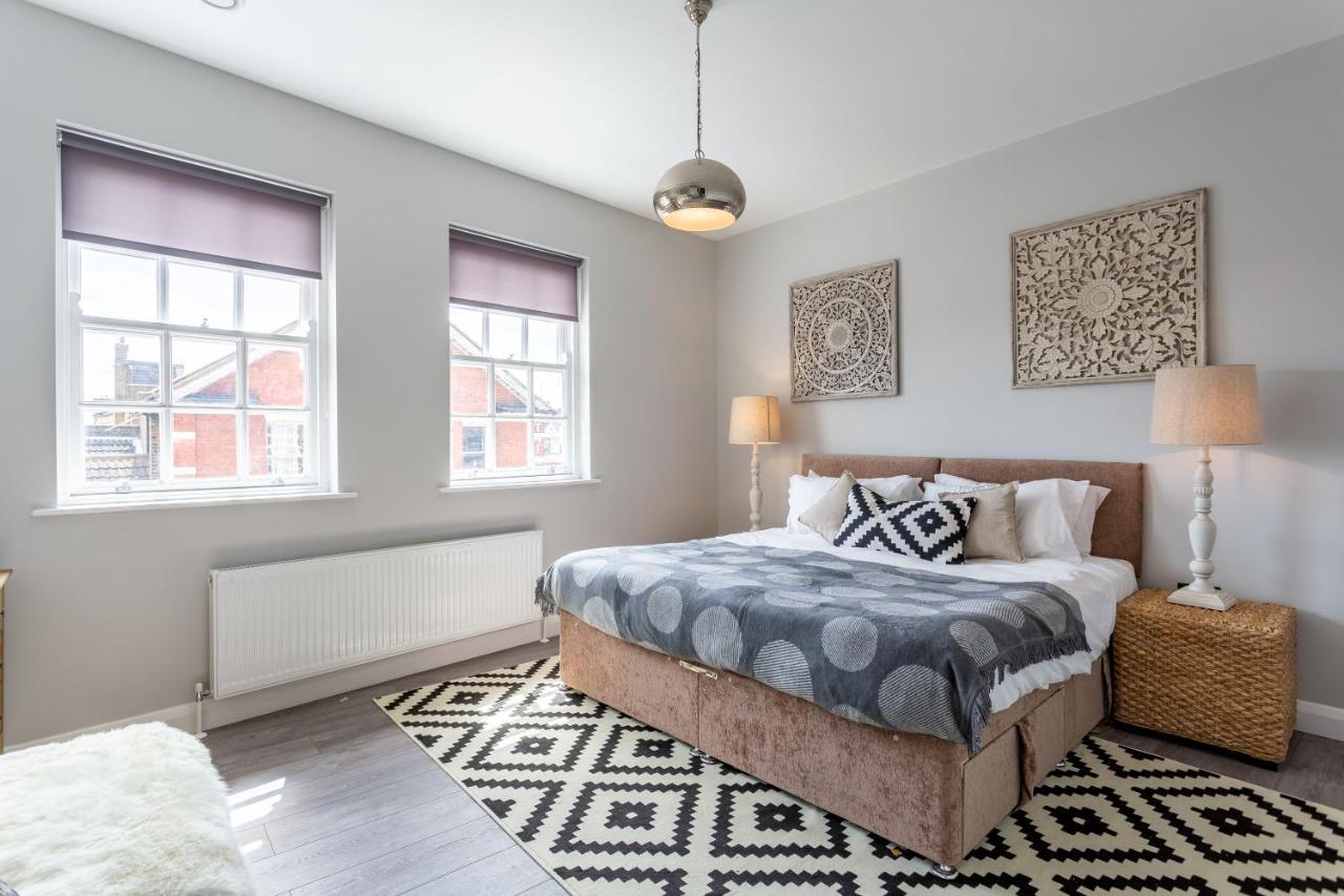 2 Bedroom Apartments With Sofa Bed In Southend Exteriör bild