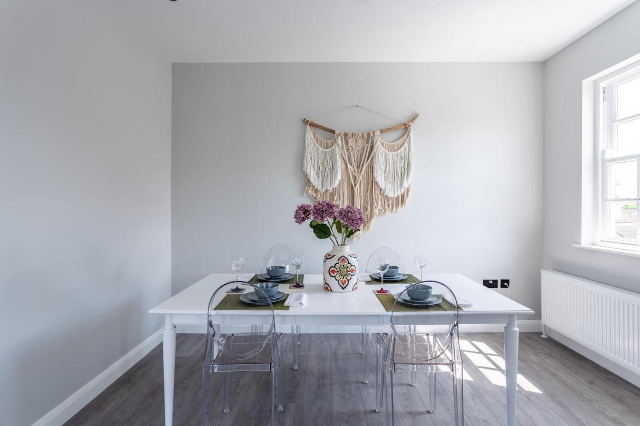 2 Bedroom Apartments With Sofa Bed In Southend Exteriör bild